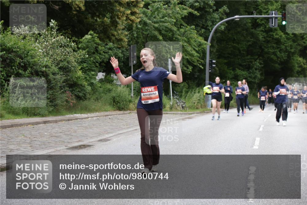 14.06.2026 - REWE Women's Run Jannik Wohlers http://msf.ph/oto/9800744 14.06.2026 11:04:38 Laufen 5302, 57 meine-sportfotos.de