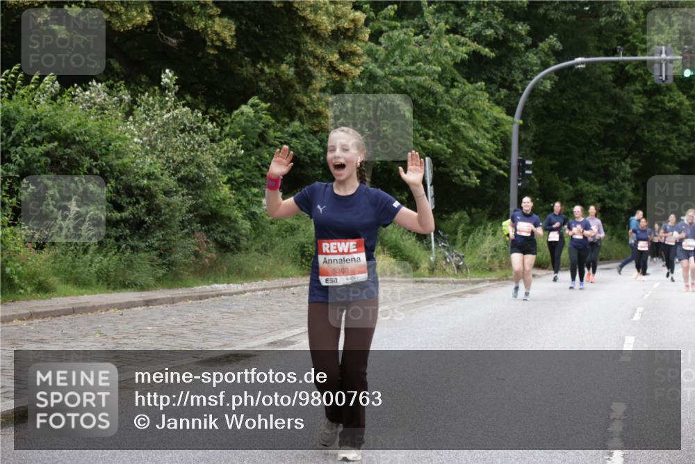 14.06.2026 - REWE Women's Run Jannik Wohlers http://msf.ph/oto/9800763 14.06.2026 11:04:39 Laufen 5302, 7 meine-sportfotos.de