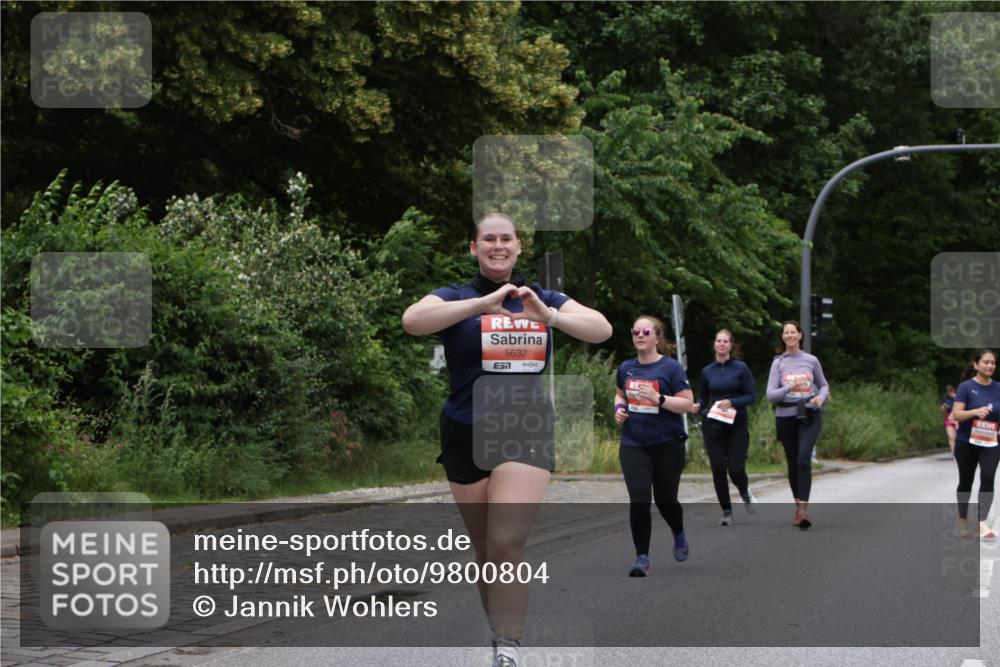 14.06.2026 - REWE Women's Run Jannik Wohlers http://msf.ph/oto/9800804 14.06.2026 11:04:45 Laufen 5632, 7 meine-sportfotos.de