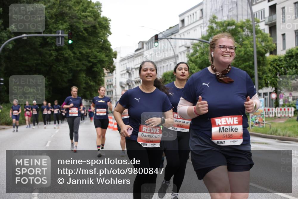 14.06.2026 - REWE Women's Run Jannik Wohlers http://msf.ph/oto/9800847 14.06.2026 11:04:50 Laufen 5215, 7, 5922, 5155, 7 meine-sportfotos.de