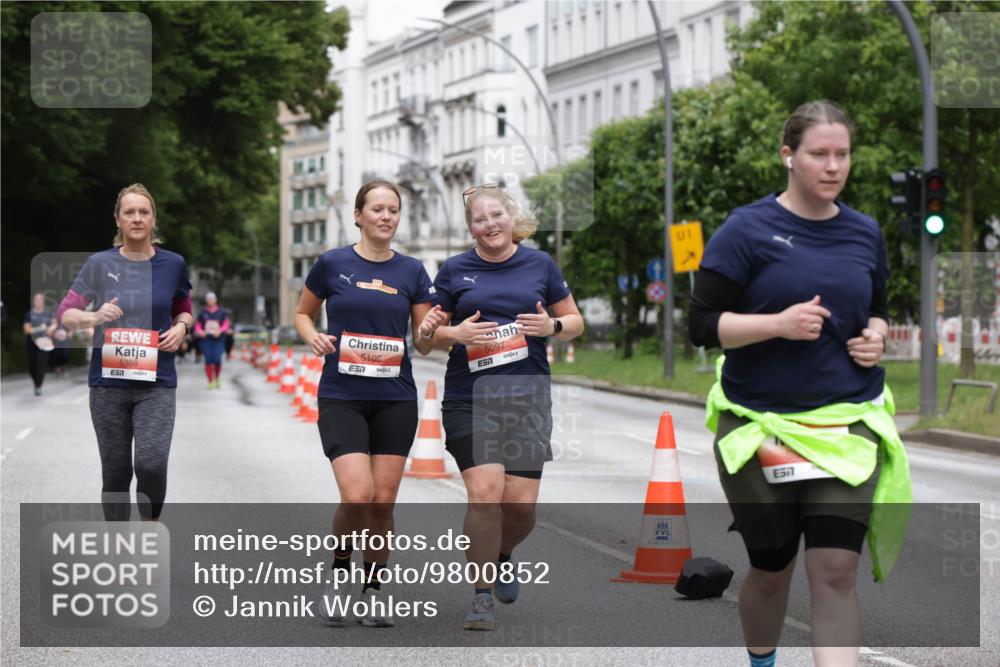 14.06.2026 - REWE Women's Run Jannik Wohlers http://msf.ph/oto/9800852 14.06.2026 11:04:51 Laufen 5388, 57, 5105, 5097, 7, 577 meine-sportfotos.de