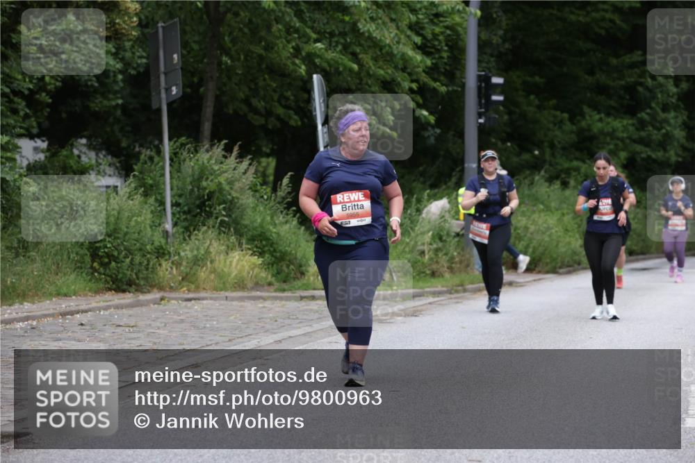14.06.2026 - REWE Women's Run Jannik Wohlers http://msf.ph/oto/9800963 14.06.2026 11:05:19 Laufen 5955 meine-sportfotos.de