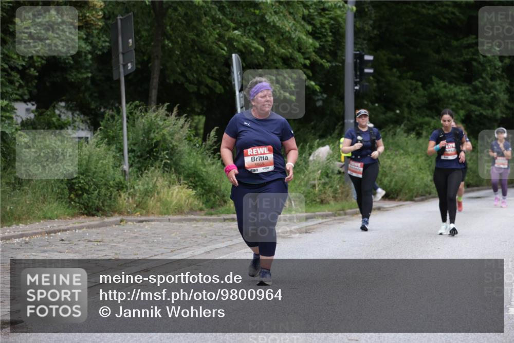 14.06.2026 - REWE Women's Run Jannik Wohlers http://msf.ph/oto/9800964 14.06.2026 11:05:19 Laufen 5955, 517 meine-sportfotos.de