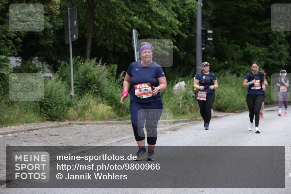 14.06.2026 - REWE Women's Run Jannik Wohlers http://msf.ph/oto/9800966 14.06.2026 11:05:19 Laufen 5955 meine-sportfotos.de
