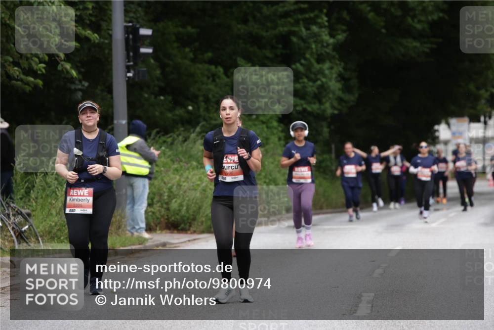 14.06.2026 - REWE Women's Run Jannik Wohlers http://msf.ph/oto/9800974 14.06.2026 11:05:20 Laufen 7, 5205, 5936 meine-sportfotos.de