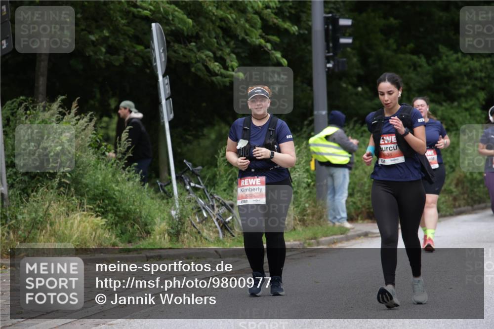 14.06.2026 - REWE Women's Run Jannik Wohlers http://msf.ph/oto/9800977 14.06.2026 11:05:21 Laufen 5205, 57, 936 meine-sportfotos.de