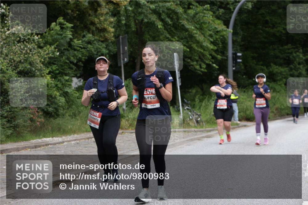 14.06.2026 - REWE Women's Run Jannik Wohlers http://msf.ph/oto/9800983 14.06.2026 11:05:26 Laufen 5936 meine-sportfotos.de