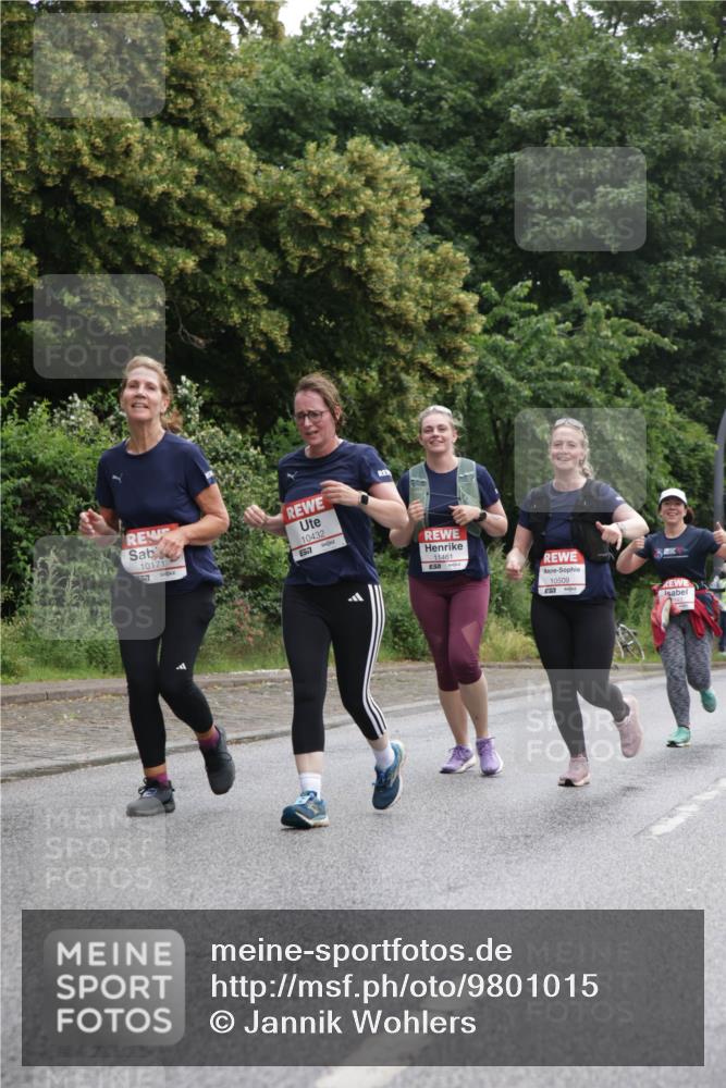 14.06.2026 - REWE Women's Run Jannik Wohlers http://msf.ph/oto/9801015 14.06.2026 10:08:32 Laufen 10171, 10432, 577, 11461, 10509 meine-sportfotos.de