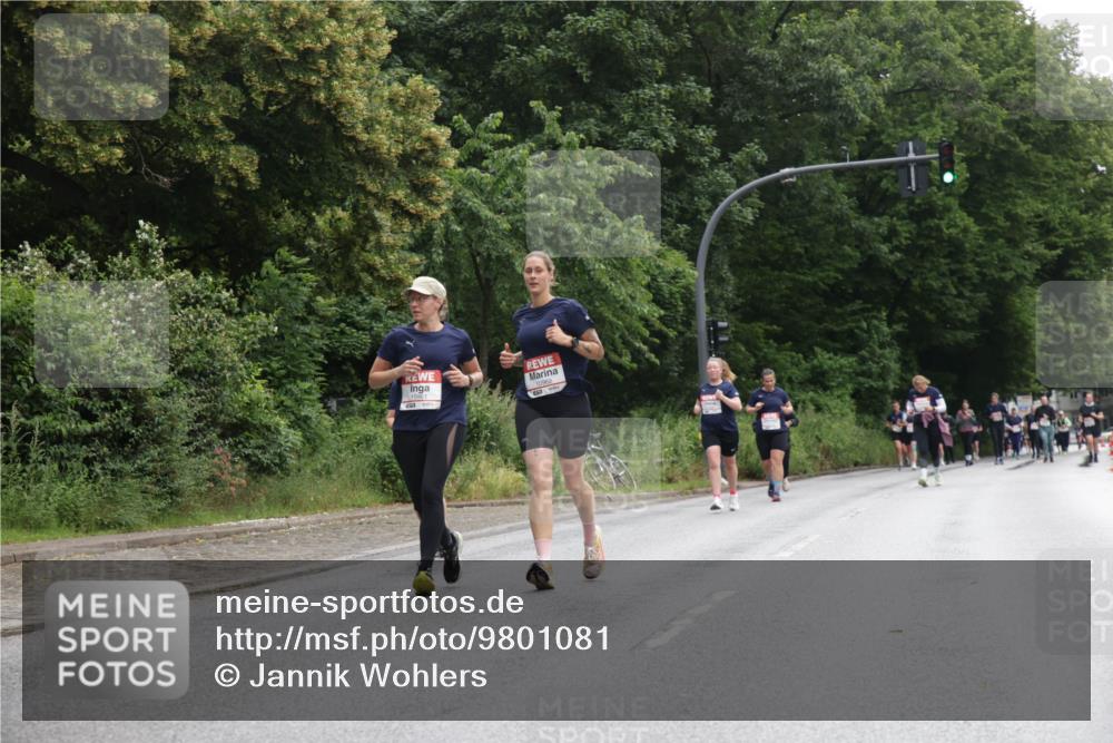 14.06.2026 - REWE Women's Run Jannik Wohlers http://msf.ph/oto/9801081 14.06.2026 10:08:52 Laufen 10961 meine-sportfotos.de