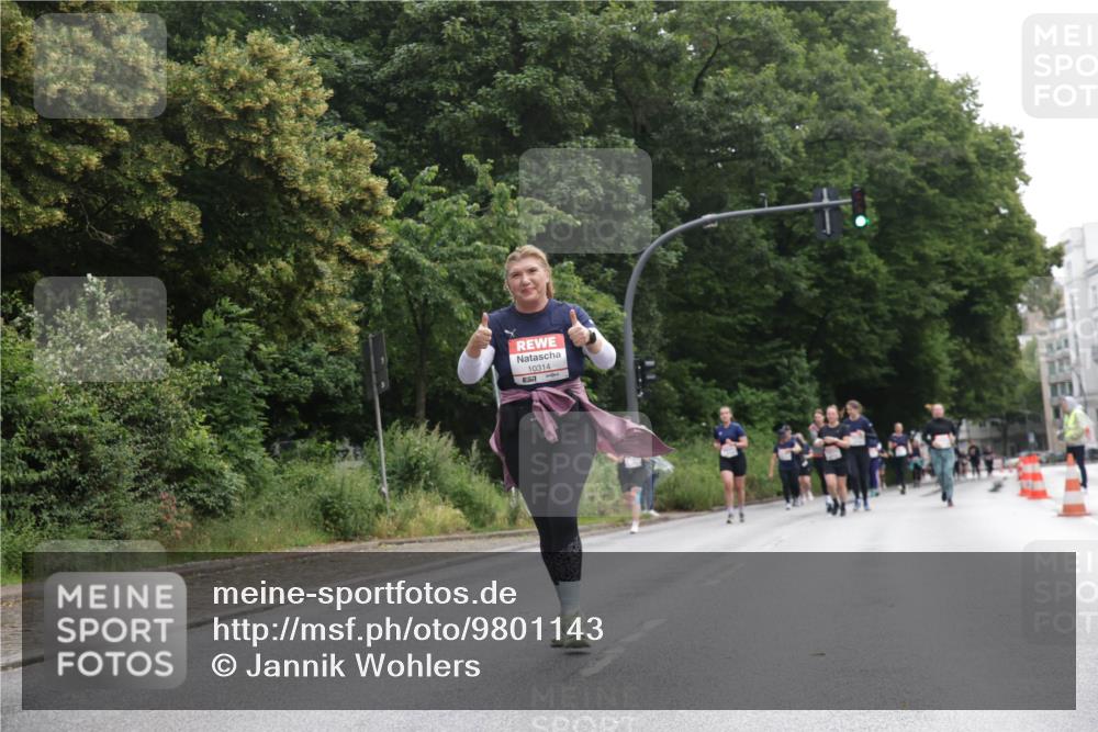 14.06.2026 - REWE Women's Run Jannik Wohlers http://msf.ph/oto/9801143 14.06.2026 10:09:02 Laufen 10314 meine-sportfotos.de