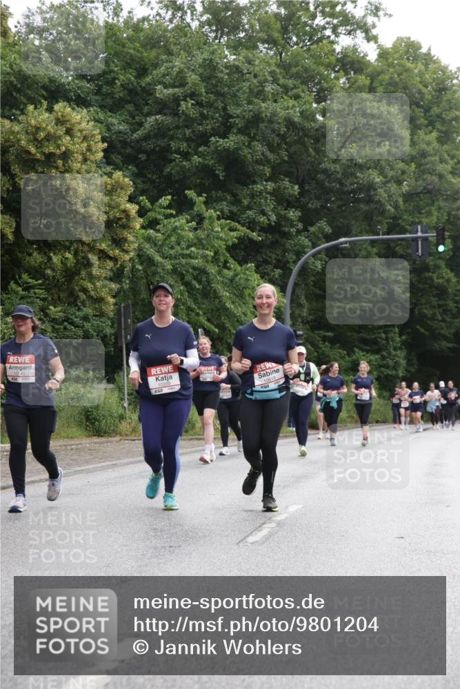 14.06.2026 - REWE Women's Run Jannik Wohlers http://msf.ph/oto/9801204 14.06.2026 10:09:20 Laufen 10143, 10209, 10619, 57 meine-sportfotos.de