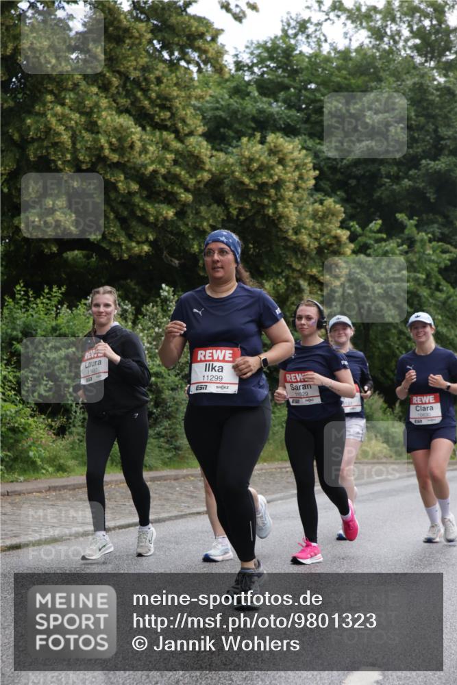 14.06.2026 - REWE Women's Run Jannik Wohlers http://msf.ph/oto/9801323 14.06.2026 10:09:45 Laufen 10487, 11299, 577, 11029, 151, 10630 meine-sportfotos.de