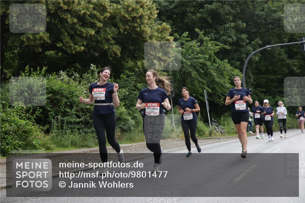 14.06.2026 - REWE Women's Run Jannik Wohlers http://msf.ph/oto/9801477 14.06.2026 10:10:21 Laufen 10797, 10807 meine-sportfotos.de