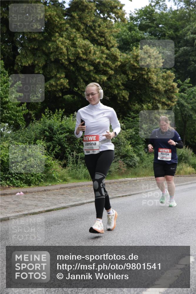 14.06.2026 - REWE Women's Run Jannik Wohlers http://msf.ph/oto/9801541 14.06.2026 10:10:29 Laufen 10200, 10957 meine-sportfotos.de