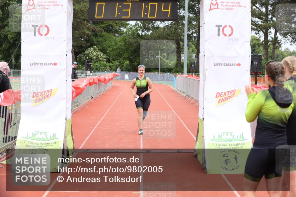 14.06.2026 - 7 Türme Triathlon Andreas Tolksdorf http://msf.ph/oto/9802005 14.06.2026 12:01:04 Ziel 490 meine-sportfotos.de