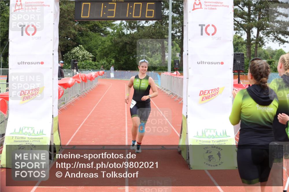 14.06.2026 - 7 Türme Triathlon Andreas Tolksdorf http://msf.ph/oto/9802021 14.06.2026 12:01:05 Ziel 490 meine-sportfotos.de