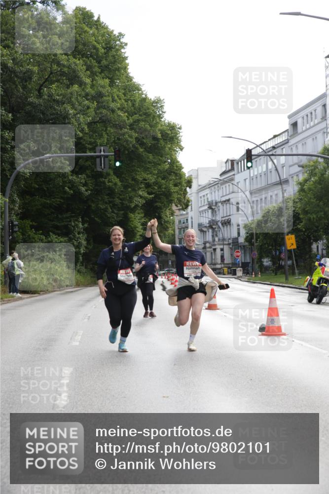 14.06.2026 - REWE Women's Run Jannik Wohlers http://msf.ph/oto/9802101 14.06.2026 10:12:39 Laufen 01 meine-sportfotos.de