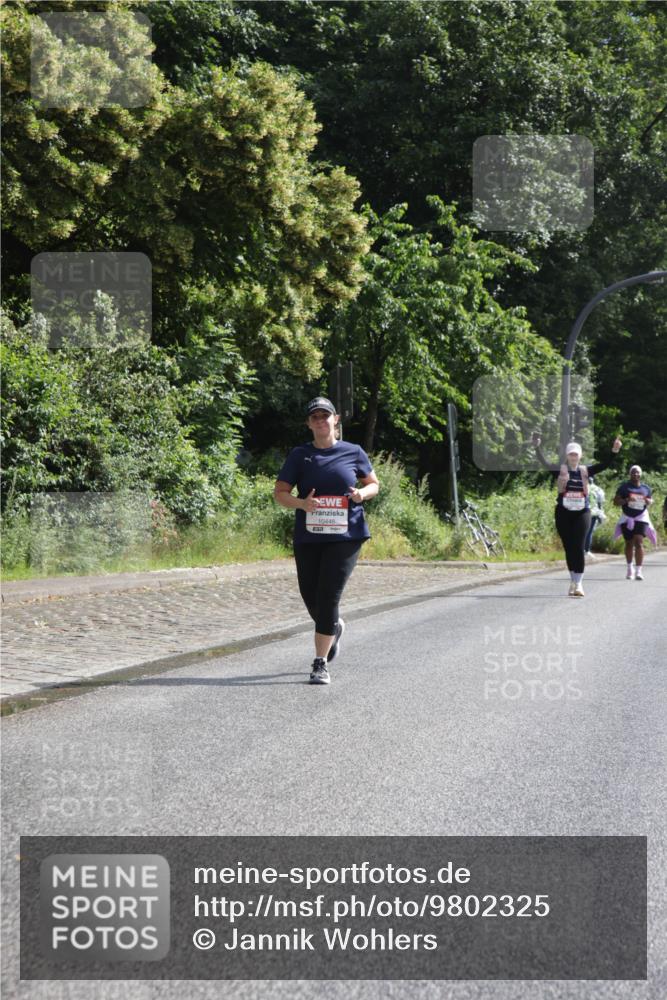 14.06.2026 - REWE Women's Run Jannik Wohlers http://msf.ph/oto/9802325 14.06.2026 10:14:10 Laufen 10446 meine-sportfotos.de