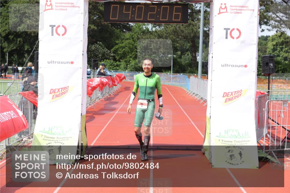 14.06.2026 - 7 Türme Triathlon Andreas Tolksdorf http://msf.ph/oto/9802484 14.06.2026 15:02:05 Ziel 841 meine-sportfotos.de