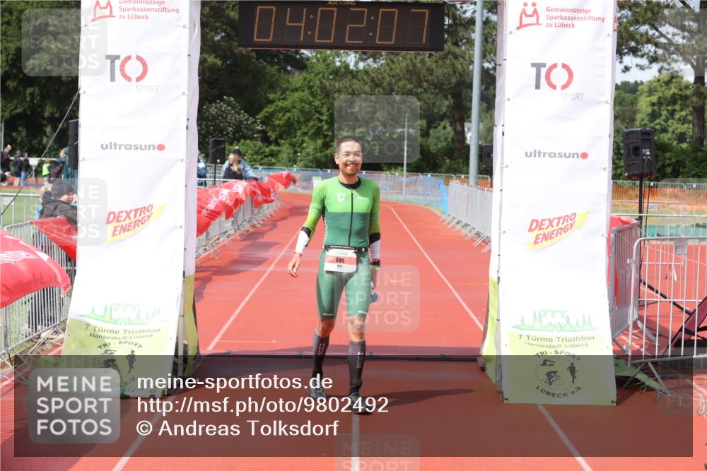 14.06.2026 - 7 Türme Triathlon Andreas Tolksdorf http://msf.ph/oto/9802492 14.06.2026 15:02:06 Ziel 841 meine-sportfotos.de