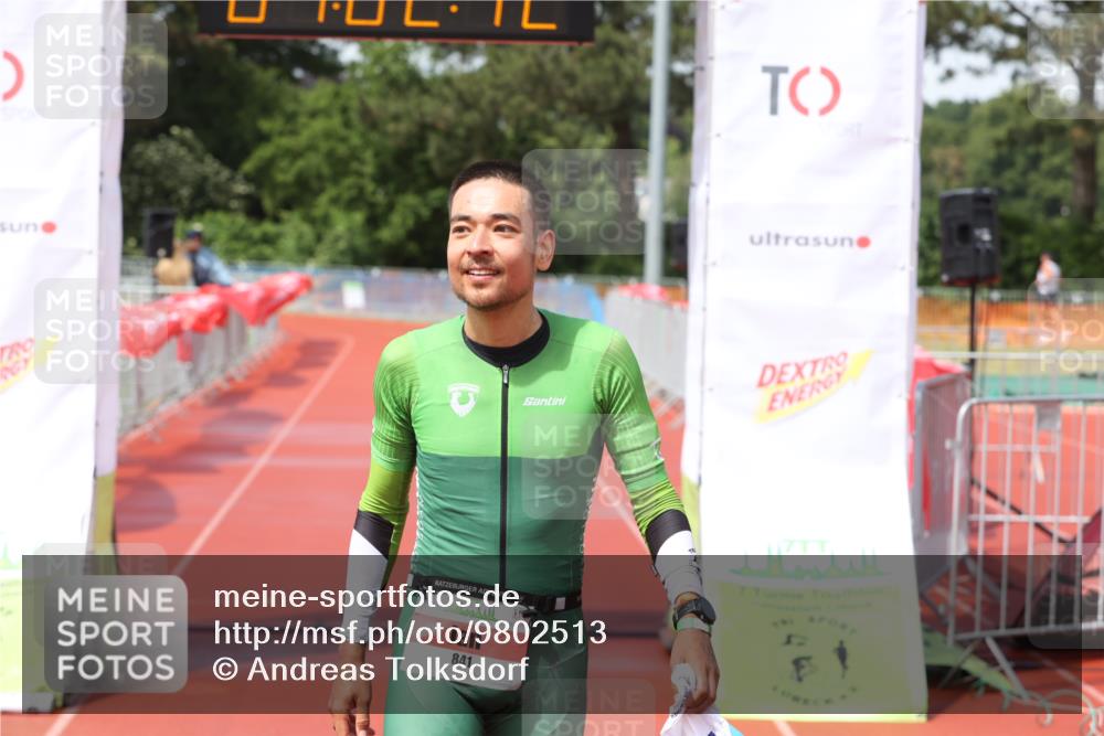 14.06.2026 - 7 Türme Triathlon Andreas Tolksdorf http://msf.ph/oto/9802513 14.06.2026 15:02:11 Ziel 841 meine-sportfotos.de