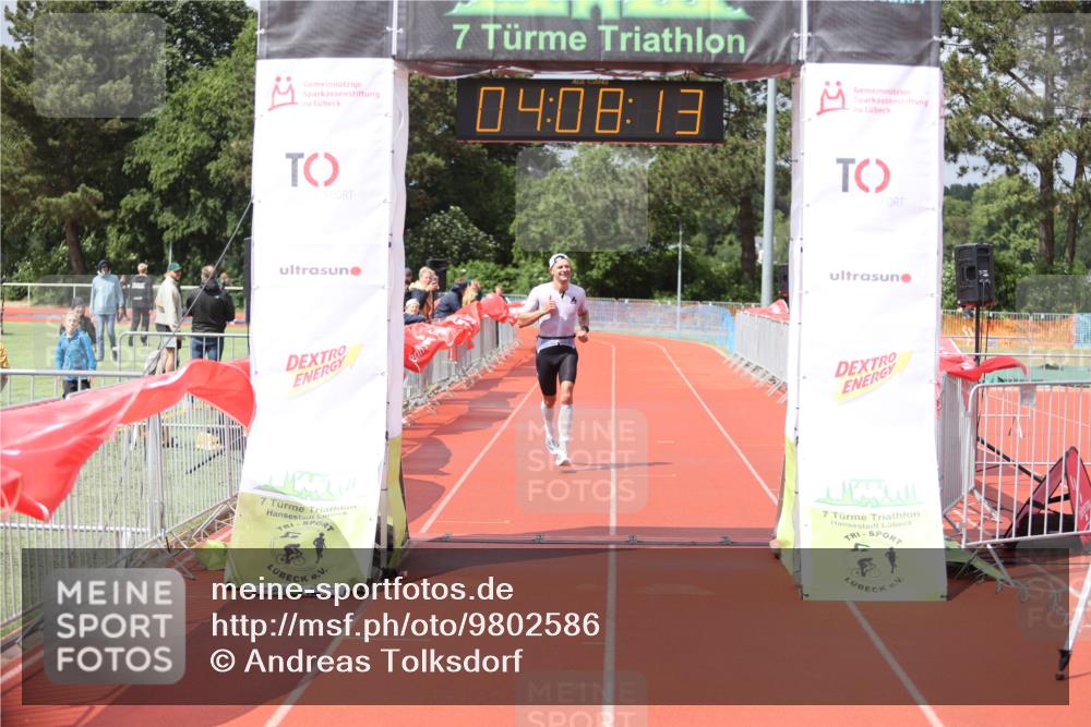 14.06.2026 - 7 Türme Triathlon Andreas Tolksdorf http://msf.ph/oto/9802586 14.06.2026 15:08:11 Ziel 846 meine-sportfotos.de