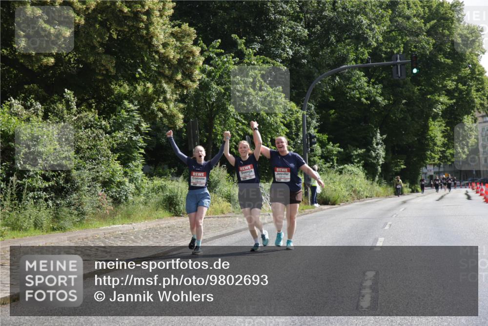 14.06.2026 - REWE Women's Run Jannik Wohlers http://msf.ph/oto/9802693 14.06.2026 10:15:40 Laufen  meine-sportfotos.de