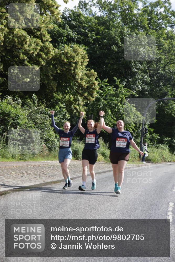 14.06.2026 - REWE Women's Run Jannik Wohlers http://msf.ph/oto/9802705 14.06.2026 10:15:41 Laufen  meine-sportfotos.de