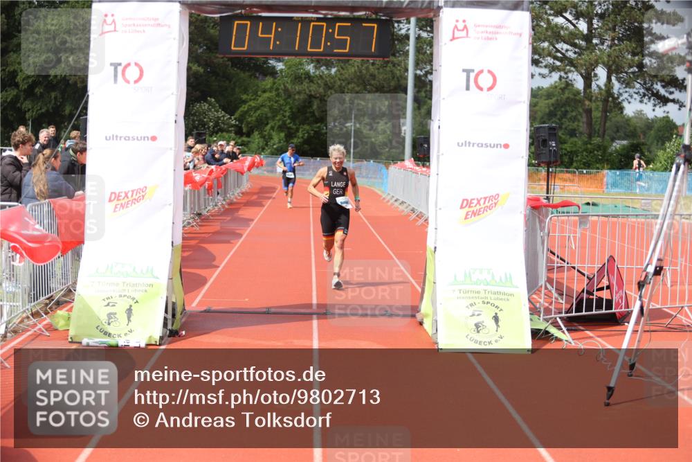 14.06.2026 - 7 Türme Triathlon Andreas Tolksdorf http://msf.ph/oto/9802713 14.06.2026 15:10:56 Ziel 931, 1042 meine-sportfotos.de