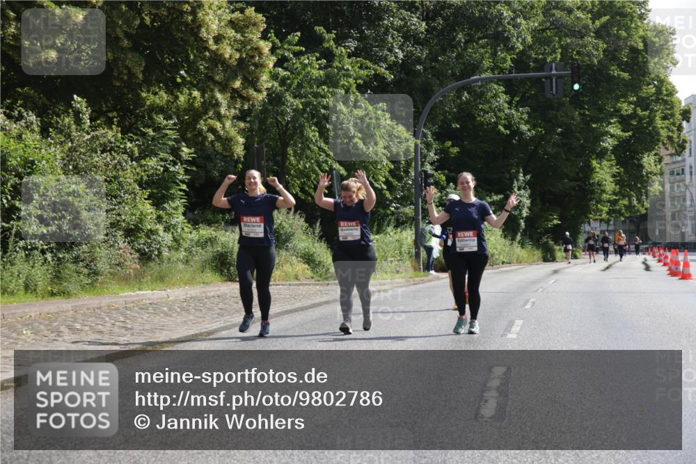 14.06.2026 - REWE Women's Run Jannik Wohlers http://msf.ph/oto/9802786 14.06.2026 10:16:16 Laufen  meine-sportfotos.de