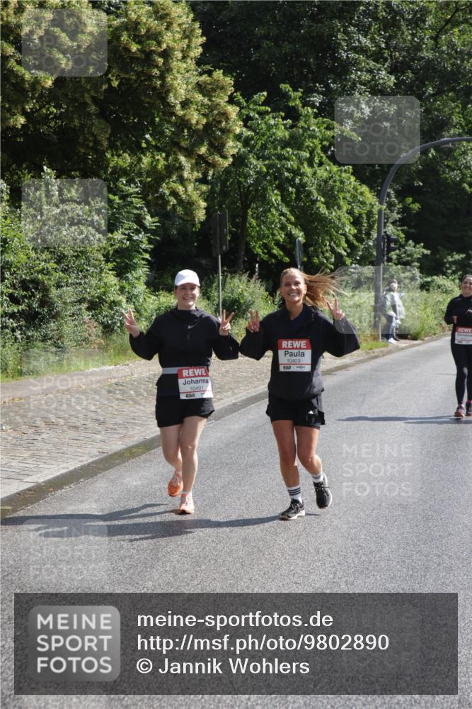 14.06.2026 - REWE Women's Run Jannik Wohlers http://msf.ph/oto/9802890 14.06.2026 10:16:43 Laufen 10401, 10403, 57 meine-sportfotos.de