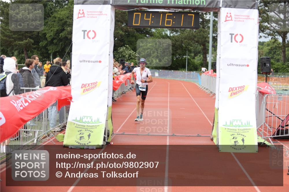 14.06.2026 - 7 Türme Triathlon Andreas Tolksdorf http://msf.ph/oto/9802907 14.06.2026 15:16:15 Ziel 1118 meine-sportfotos.de