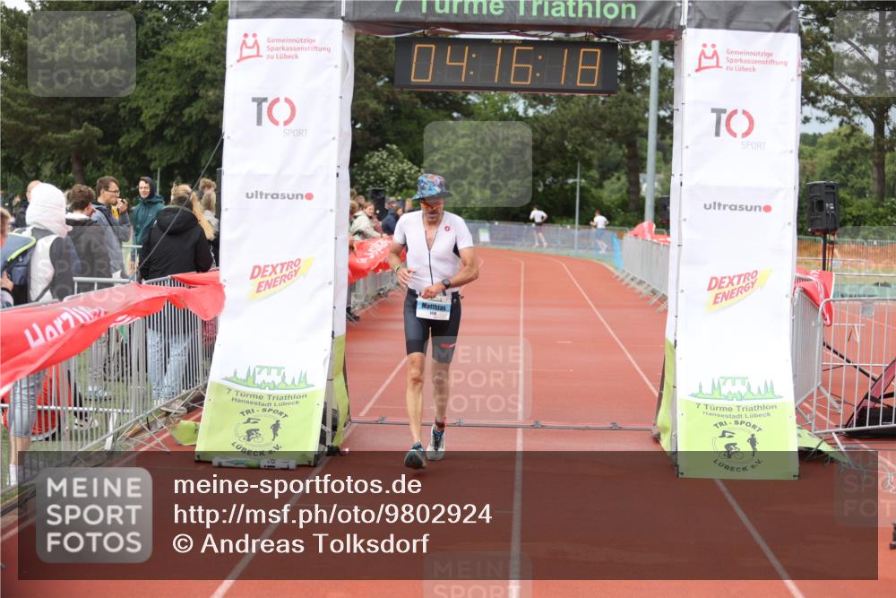 14.06.2026 - 7 Türme Triathlon Andreas Tolksdorf http://msf.ph/oto/9802924 14.06.2026 15:16:17 Ziel 1118 meine-sportfotos.de