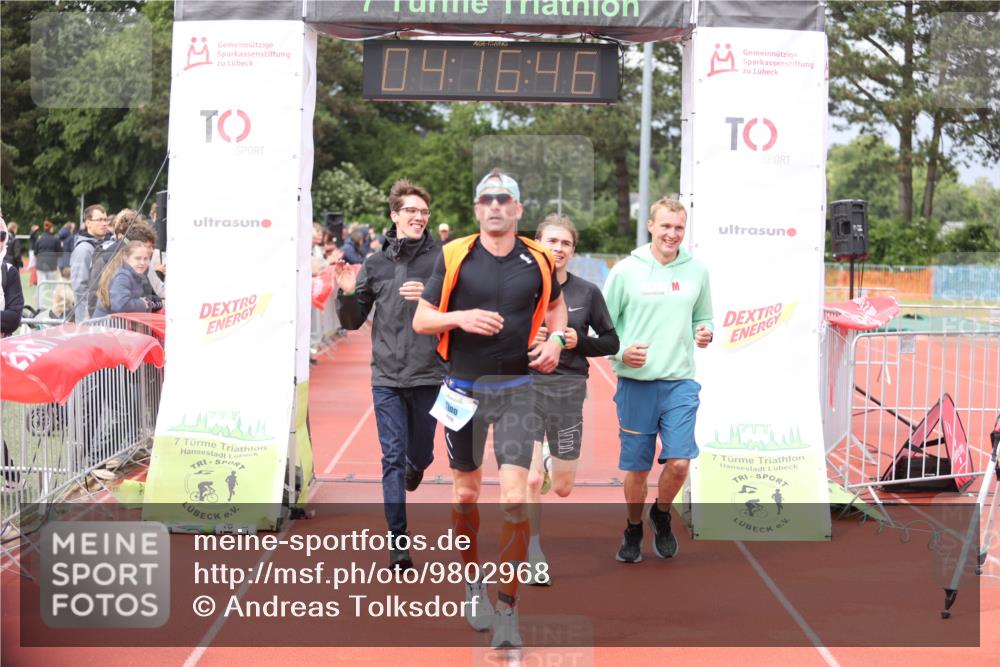 14.06.2026 - 7 Türme Triathlon Andreas Tolksdorf http://msf.ph/oto/9802968 14.06.2026 15:16:44 Ziel 689, 1088, 1144 meine-sportfotos.de