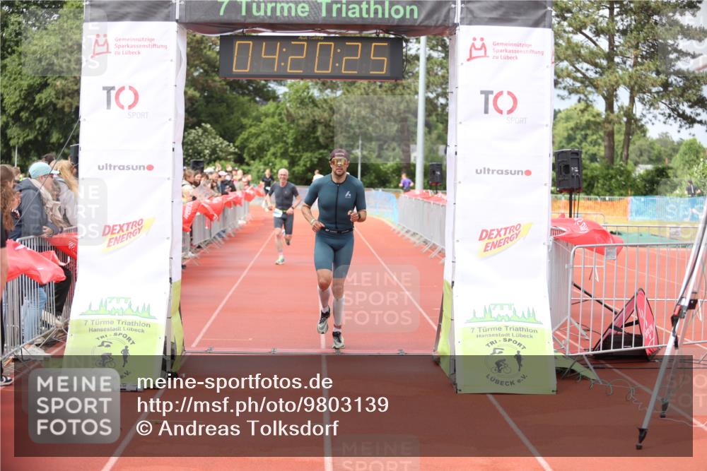 14.06.2026 - 7 Türme Triathlon Andreas Tolksdorf http://msf.ph/oto/9803139 14.06.2026 15:20:23 Ziel 838, 947 meine-sportfotos.de