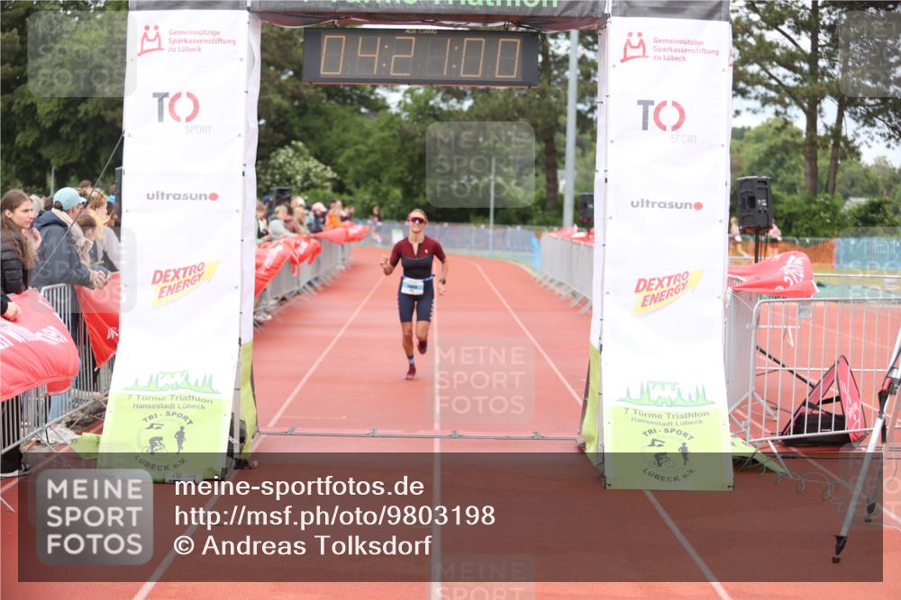 14.06.2026 - 7 Türme Triathlon Andreas Tolksdorf http://msf.ph/oto/9803198 14.06.2026 15:20:59 Ziel 995 meine-sportfotos.de