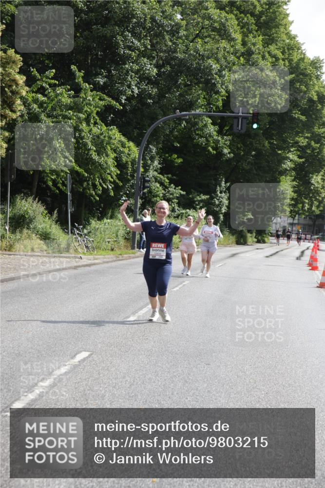 14.06.2026 - REWE Women's Run Jannik Wohlers http://msf.ph/oto/9803215 14.06.2026 10:18:54 Laufen  meine-sportfotos.de