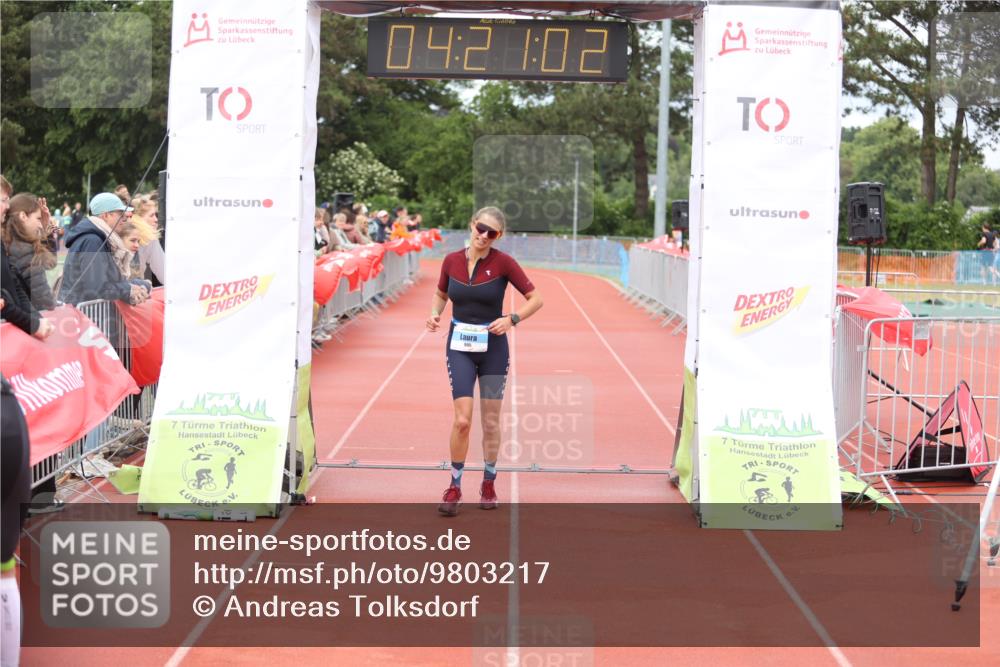 14.06.2026 - 7 Türme Triathlon Andreas Tolksdorf http://msf.ph/oto/9803217 14.06.2026 15:21:01 Ziel 995 meine-sportfotos.de