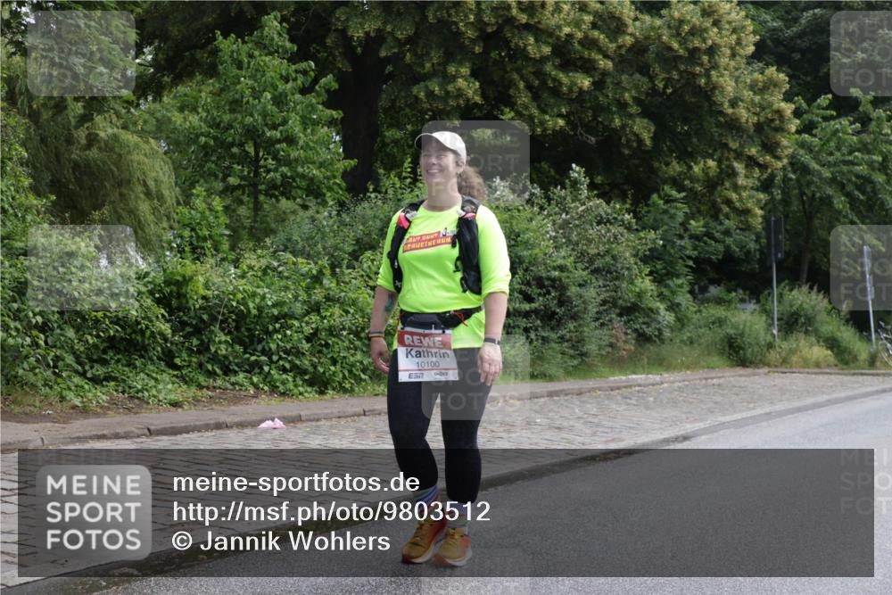 14.06.2026 - REWE Women's Run Jannik Wohlers http://msf.ph/oto/9803512 14.06.2026 10:20:52 Laufen 10100 meine-sportfotos.de