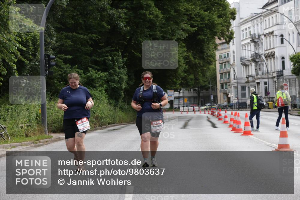 14.06.2026 - REWE Women's Run Jannik Wohlers http://msf.ph/oto/9803637 14.06.2026 10:24:55 Laufen 10873, 11117 meine-sportfotos.de