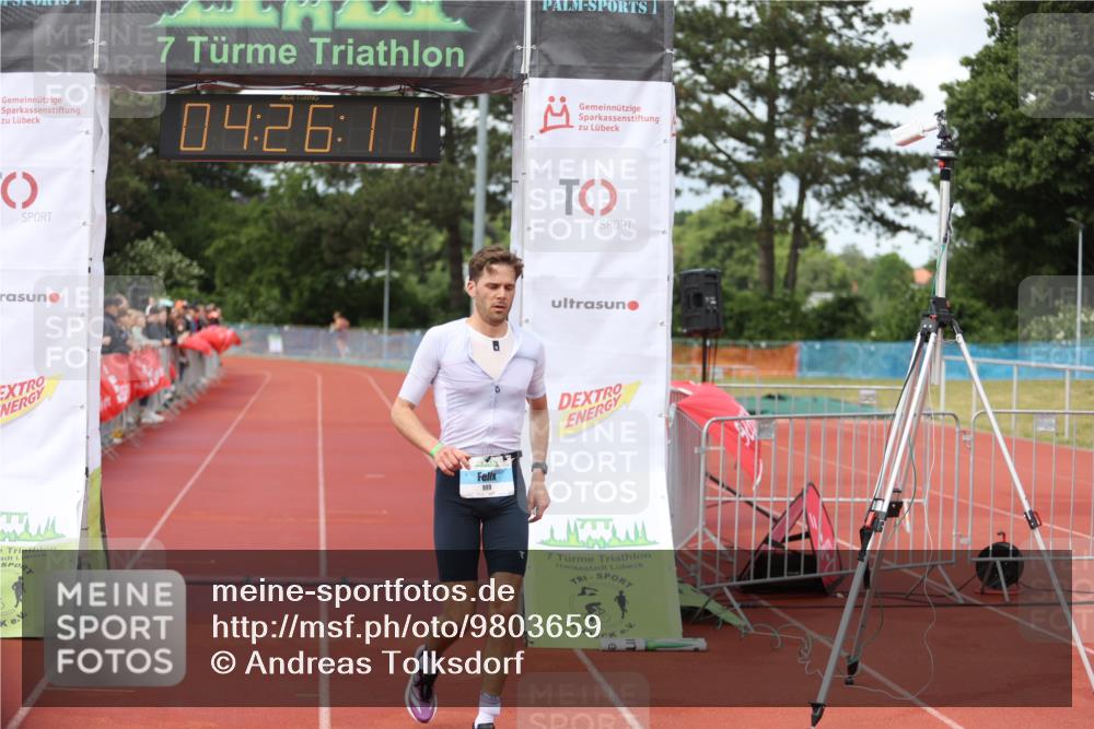 14.06.2026 - 7 Türme Triathlon Andreas Tolksdorf http://msf.ph/oto/9803659 14.06.2026 15:26:10 Ziel 999 meine-sportfotos.de