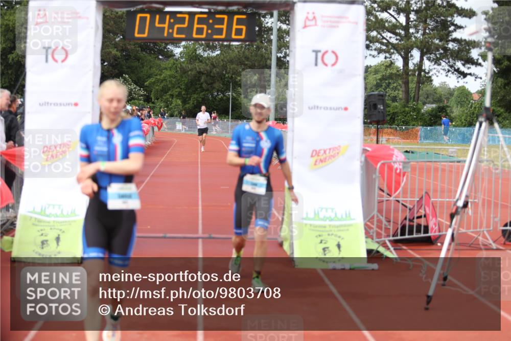 14.06.2026 - 7 Türme Triathlon Andreas Tolksdorf http://msf.ph/oto/9803708 14.06.2026 15:26:35 Ziel 1001, 1030, 1177 meine-sportfotos.de