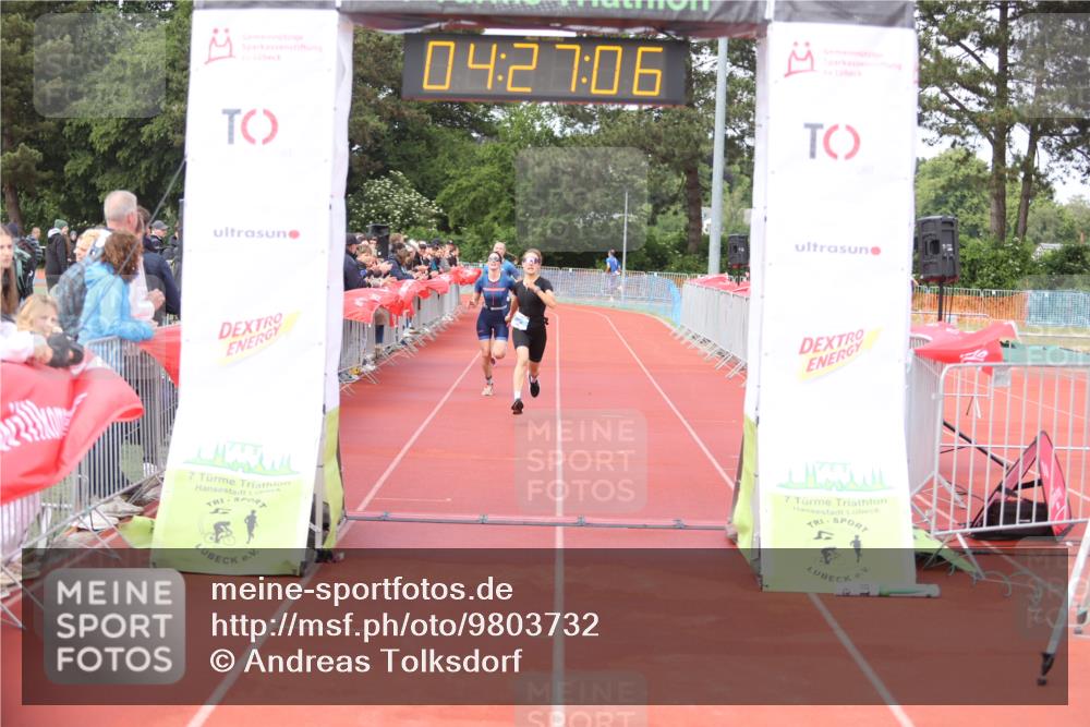 14.06.2026 - 7 Türme Triathlon Andreas Tolksdorf http://msf.ph/oto/9803732 14.06.2026 15:27:05 Ziel 925, 1161, 1170 meine-sportfotos.de
