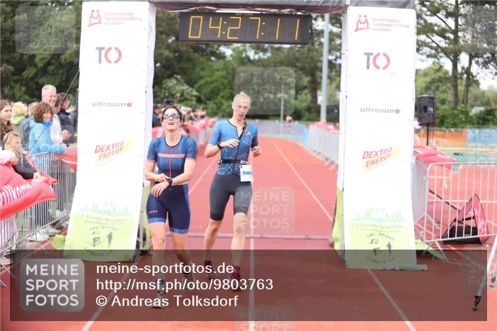 14.06.2026 - 7 Türme Triathlon Andreas Tolksdorf http://msf.ph/oto/9803763 14.06.2026 15:27:10 Ziel 925, 1161, 1170 meine-sportfotos.de