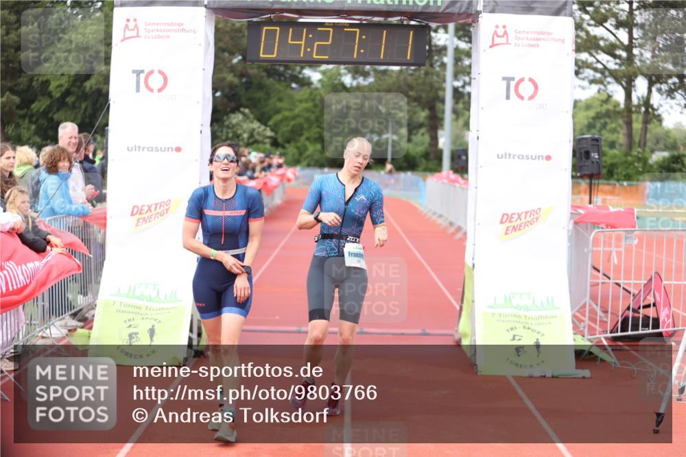 14.06.2026 - 7 Türme Triathlon Andreas Tolksdorf http://msf.ph/oto/9803766 14.06.2026 15:27:10 Ziel 925, 1161, 1170 meine-sportfotos.de