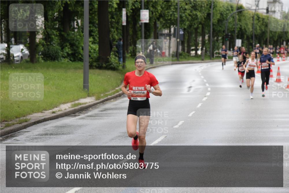 14.06.2026 - REWE Women's Run Jannik Wohlers http://msf.ph/oto/9803775 14.06.2026 10:36:33 Laufen 5910, 57 meine-sportfotos.de