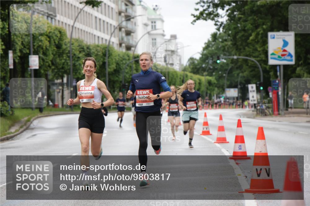 14.06.2026 - REWE Women's Run Jannik Wohlers http://msf.ph/oto/9803817 14.06.2026 10:36:40 Laufen 5737, 5906, 57 meine-sportfotos.de