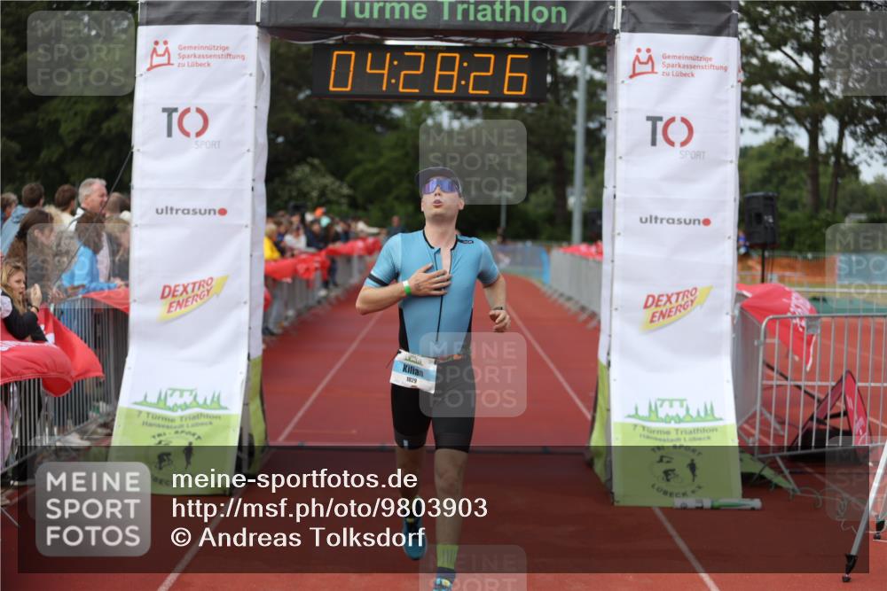 14.06.2026 - 7 Türme Triathlon Andreas Tolksdorf http://msf.ph/oto/9803903 14.06.2026 15:28:24 Ziel 1029, 1058 meine-sportfotos.de