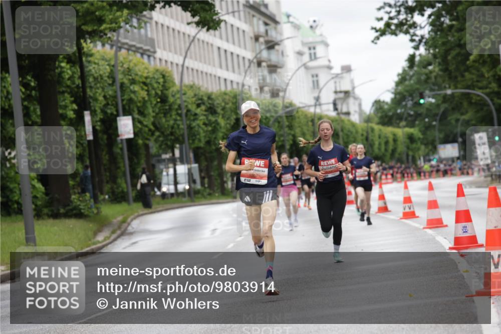 14.06.2026 - REWE Women's Run Jannik Wohlers http://msf.ph/oto/9803914 14.06.2026 10:37:01 Laufen 5, 5007 meine-sportfotos.de