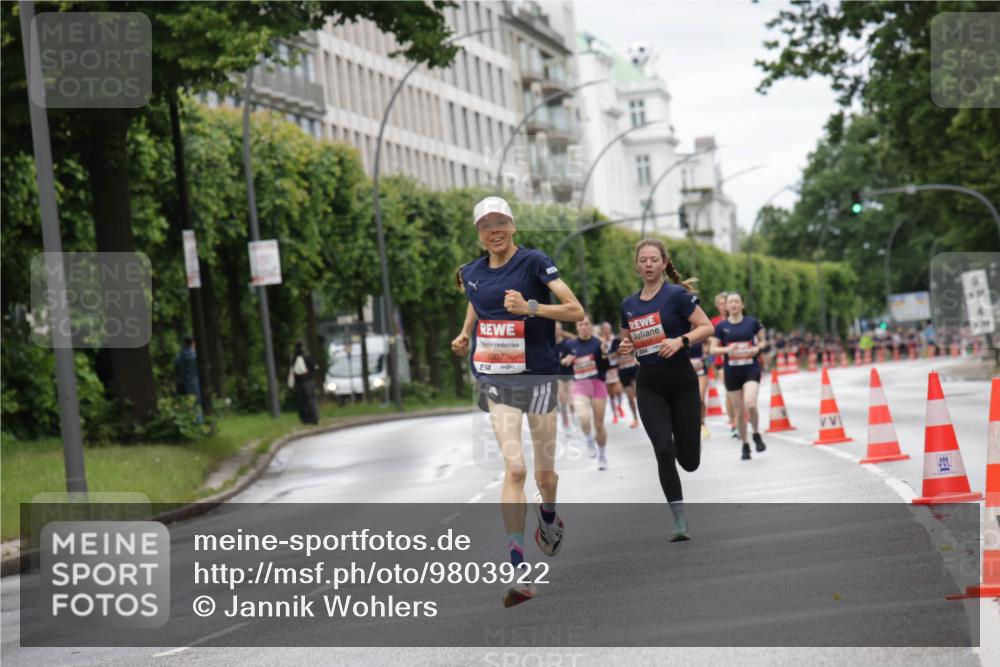 14.06.2026 - REWE Women's Run Jannik Wohlers http://msf.ph/oto/9803922 14.06.2026 10:37:01 Laufen 5007 meine-sportfotos.de
